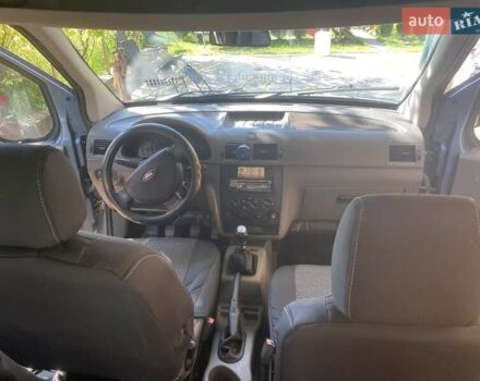 Серый Форд Транзит Коннект, объемом двигателя 1.8 л и пробегом 400 тыс. км за 3700 $, фото 4 на Automoto.ua