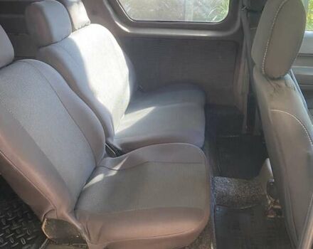 Серый Форд Транзит Коннект, объемом двигателя 1.8 л и пробегом 400 тыс. км за 3700 $, фото 7 на Automoto.ua