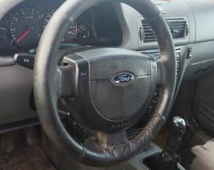 Серый Форд Транзит Коннект, объемом двигателя 1.8 л и пробегом 300 тыс. км за 3500 $, фото 1 на Automoto.ua