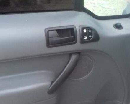 Серый Форд Транзит Коннект, объемом двигателя 1.8 л и пробегом 44 тыс. км за 3700 $, фото 11 на Automoto.ua