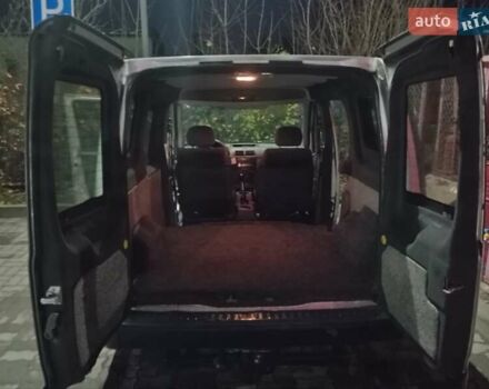 Сірий Форд Транзит Коннект, об'ємом двигуна 1.75 л та пробігом 278 тис. км за 4250 $, фото 10 на Automoto.ua