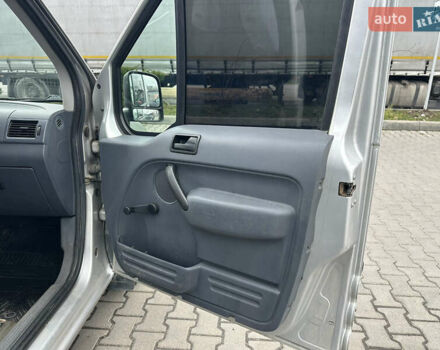 Сірий Форд Транзит Коннект, об'ємом двигуна 1.8 л та пробігом 270 тис. км за 4800 $, фото 28 на Automoto.ua