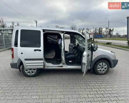 Сірий Форд Транзит Коннект, об'ємом двигуна 1.8 л та пробігом 270 тис. км за 4800 $, фото 32 на Automoto.ua