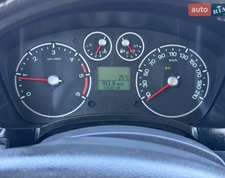 Серый Форд Транзит Коннект, объемом двигателя 1.75 л и пробегом 324 тыс. км за 5100 $, фото 17 на Automoto.ua