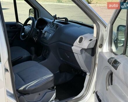 Серый Форд Транзит Коннект, объемом двигателя 1.75 л и пробегом 324 тыс. км за 5100 $, фото 8 на Automoto.ua