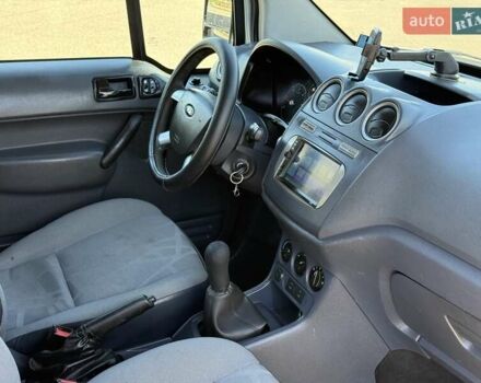 Серый Форд Транзит Коннект, объемом двигателя 1.75 л и пробегом 324 тыс. км за 5100 $, фото 9 на Automoto.ua