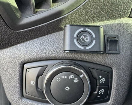 Серый Форд Транзит Коннект, объемом двигателя 2.5 л и пробегом 157 тыс. км за 15999 $, фото 17 на Automoto.ua