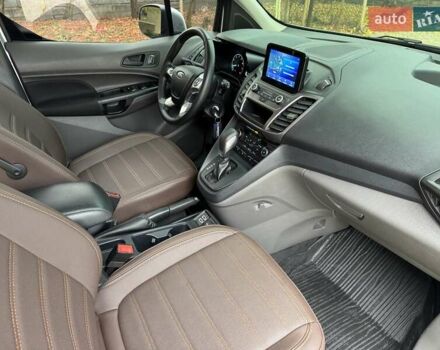 Серый Форд Транзит Коннект, объемом двигателя 2 л и пробегом 64 тыс. км за 16950 $, фото 22 на Automoto.ua