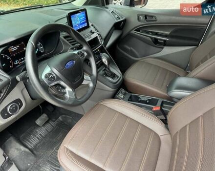 Серый Форд Транзит Коннект, объемом двигателя 2 л и пробегом 64 тыс. км за 16950 $, фото 12 на Automoto.ua