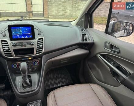 Серый Форд Транзит Коннект, объемом двигателя 2 л и пробегом 64 тыс. км за 16950 $, фото 20 на Automoto.ua