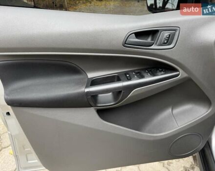 Серый Форд Транзит Коннект, объемом двигателя 2 л и пробегом 64 тыс. км за 16950 $, фото 11 на Automoto.ua