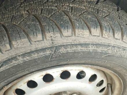 Серый Форд Транзит Коннект, объемом двигателя 1.8 л и пробегом 300 тыс. км за 3500 $, фото 1 на Automoto.ua