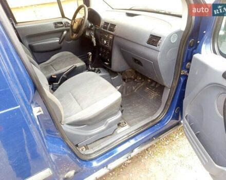 Синий Форд Транзит Коннект, объемом двигателя 1.8 л и пробегом 495 тыс. км за 2200 $, фото 2 на Automoto.ua