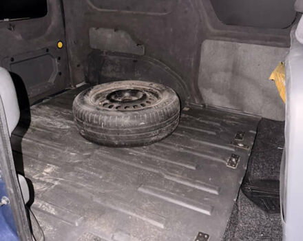 Синій Форд Транзит Коннект, об'ємом двигуна 1.8 л та пробігом 422 тис. км за 3800 $, фото 9 на Automoto.ua