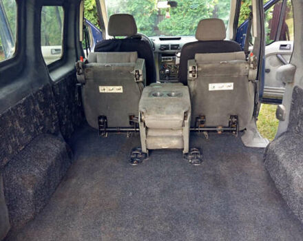 Синий Форд Транзит Коннект, объемом двигателя 1.8 л и пробегом 360 тыс. км за 2999 $, фото 4 на Automoto.ua