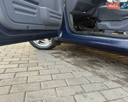 Синій Форд Транзит Коннект, об'ємом двигуна 1.8 л та пробігом 321 тис. км за 7000 $, фото 9 на Automoto.ua