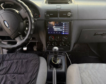 Синій Форд Транзит Коннект, об'ємом двигуна 1.8 л та пробігом 321 тис. км за 7000 $, фото 15 на Automoto.ua