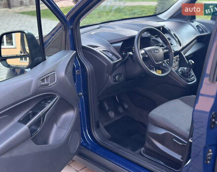 Синій Форд Транзит Коннект, об'ємом двигуна 1.5 л та пробігом 218 тис. км за 12950 $, фото 10 на Automoto.ua