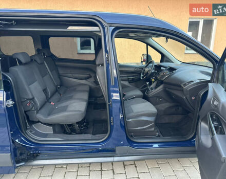 Синій Форд Транзит Коннект, об'ємом двигуна 1.5 л та пробігом 218 тис. км за 12950 $, фото 20 на Automoto.ua