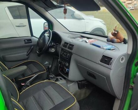 Зеленый Форд Транзит Коннект, объемом двигателя 1.8 л и пробегом 180 тыс. км за 4500 $, фото 1 на Automoto.ua