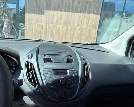 Белый Форд Транзит Курьер, объемом двигателя 1.5 л и пробегом 280 тыс. км за 6400 $, фото 5 на Automoto.ua