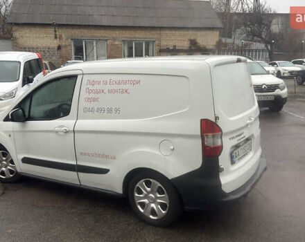 Белый Форд Транзит Курьер, объемом двигателя 1.5 л и пробегом 271 тыс. км за 6193 $, фото 6 на Automoto.ua