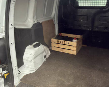 Белый Форд Транзит Курьер, объемом двигателя 1.5 л и пробегом 271 тыс. км за 6193 $, фото 13 на Automoto.ua