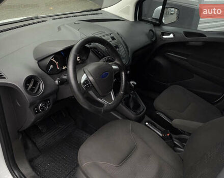 Белый Форд Транзит Курьер, объемом двигателя 1.5 л и пробегом 267 тыс. км за 7300 $, фото 7 на Automoto.ua