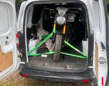 Белый Форд Транзит Курьер, объемом двигателя 1.5 л и пробегом 164 тыс. км за 8000 $, фото 3 на Automoto.ua