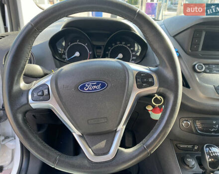 Белый Форд Транзит Курьер, объемом двигателя 1.5 л и пробегом 210 тыс. км за 9700 $, фото 10 на Automoto.ua