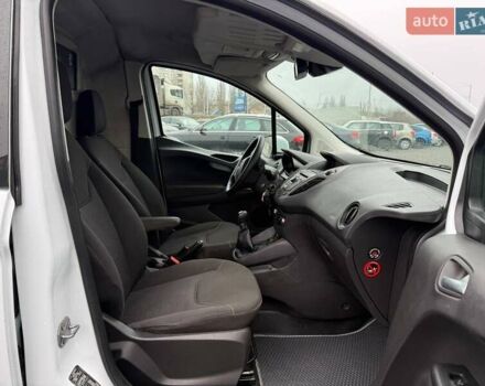 Форд Транзит Кур'єр, об'ємом двигуна 1.5 л та пробігом 192 тис. км за 8490 $, фото 9 на Automoto.ua