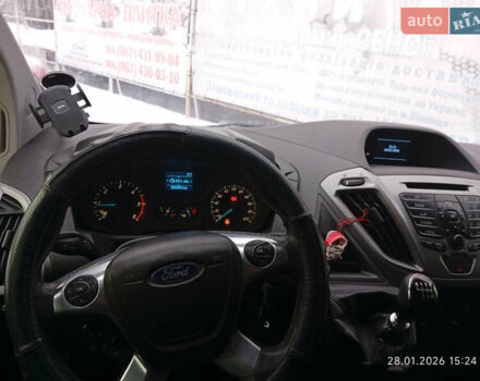 Белый Форд Транзит Кастом, объемом двигателя 2.2 л и пробегом 269 тыс. км за 8800 $, фото 12 на Automoto.ua