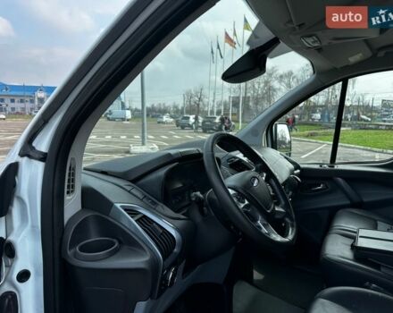 Білий Форд Транзит Кастом, об'ємом двигуна 2.2 л та пробігом 235 тис. км за 13250 $, фото 30 на Automoto.ua