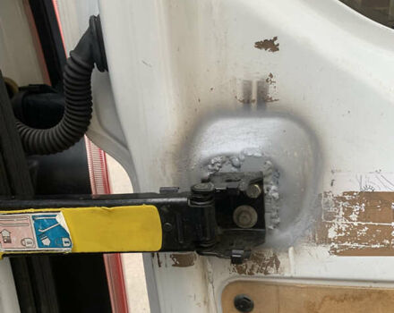 Белый Форд Транзит Кастом, объемом двигателя 2.2 л и пробегом 245 тыс. км за 10500 $, фото 11 на Automoto.ua