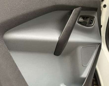 Белый Форд Транзит Кастом, объемом двигателя 2.2 л и пробегом 245 тыс. км за 10500 $, фото 15 на Automoto.ua