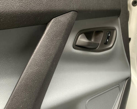 Белый Форд Транзит Кастом, объемом двигателя 2.2 л и пробегом 245 тыс. км за 10500 $, фото 16 на Automoto.ua