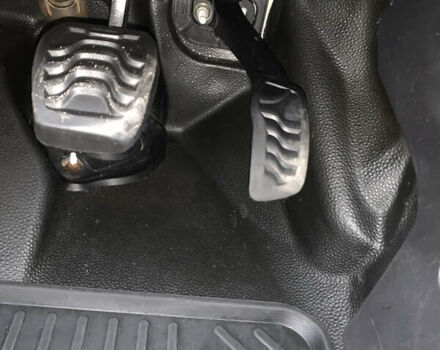 Белый Форд Транзит Кастом, объемом двигателя 2.2 л и пробегом 245 тыс. км за 10500 $, фото 26 на Automoto.ua