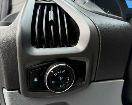 Білий Форд Транзит Кастом, об'ємом двигуна 2.2 л та пробігом 188 тис. км за 11399 $, фото 24 на Automoto.ua