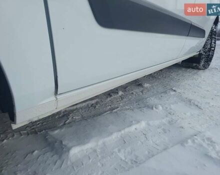 Білий Форд Транзит Кастом, об'ємом двигуна 2.2 л та пробігом 270 тис. км за 10800 $, фото 4 на Automoto.ua