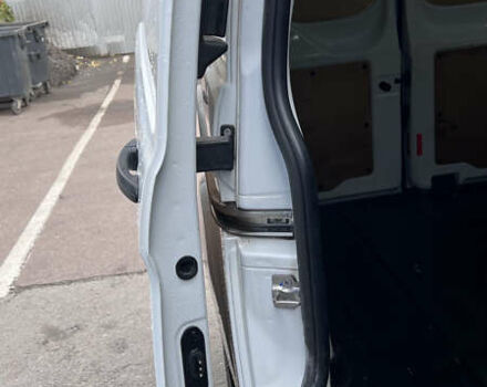 Білий Форд Транзит Кастом, об'ємом двигуна 2.2 л та пробігом 278 тис. км за 13900 $, фото 17 на Automoto.ua