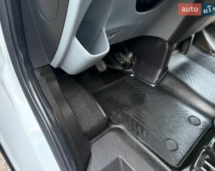 Білий Форд Транзит Кастом, об'ємом двигуна 2 л та пробігом 292 тис. км за 14300 $, фото 27 на Automoto.ua