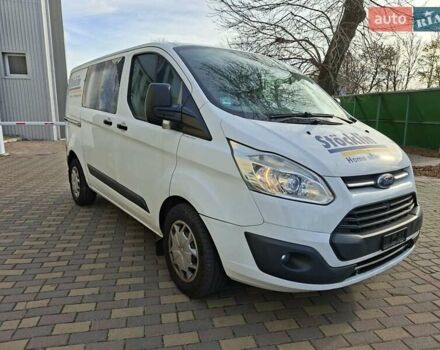 Белый Форд Транзит Кастом, объемом двигателя 2 л и пробегом 220 тыс. км за 13400 $, фото 1 на Automoto.ua