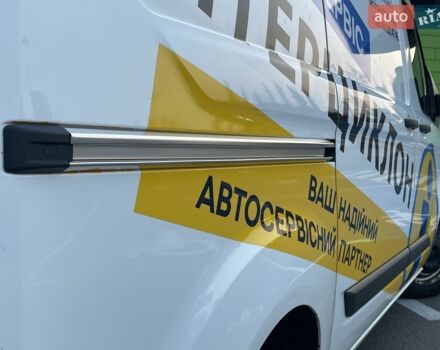 Белый Форд Транзит Кастом, объемом двигателя 2.2 л и пробегом 309 тыс. км за 13500 $, фото 7 на Automoto.ua