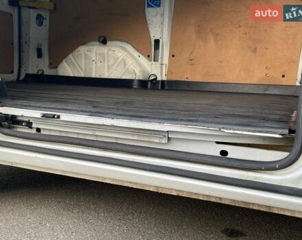 Белый Форд Транзит Кастом, объемом двигателя 2.2 л и пробегом 309 тыс. км за 16000 $, фото 9 на Automoto.ua