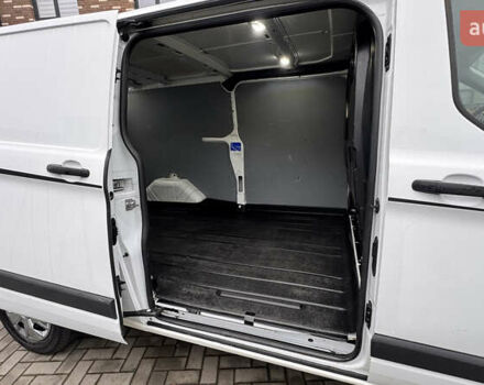 Белый Форд Транзит Кастом, объемом двигателя 0 л и пробегом 212 тыс. км за 11900 $, фото 15 на Automoto.ua