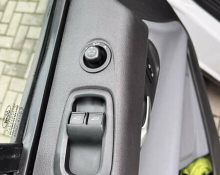 Белый Форд Транзит Кастом, объемом двигателя 0 л и пробегом 212 тыс. км за 11900 $, фото 27 на Automoto.ua