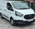 Белый Форд Транзит Кастом, объемом двигателя 2 л и пробегом 299 тыс. км за 13700 $, фото 1 на Automoto.ua