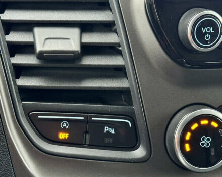 Білий Форд Транзит Кастом, об'ємом двигуна 2 л та пробігом 219 тис. км за 15750 $, фото 30 на Automoto.ua