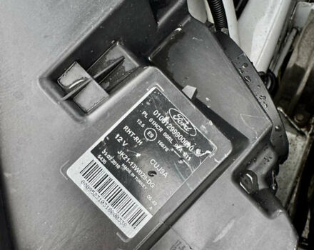 Білий Форд Транзит Кастом, об'ємом двигуна 2 л та пробігом 219 тис. км за 15750 $, фото 40 на Automoto.ua