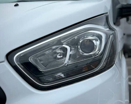 Белый Форд Транзит Кастом, объемом двигателя 2 л и пробегом 207 тыс. км за 18500 $, фото 9 на Automoto.ua